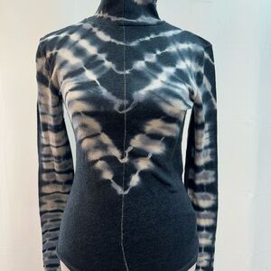 We The Free Blue and White Tie-Dye Long Sleeve Top XS